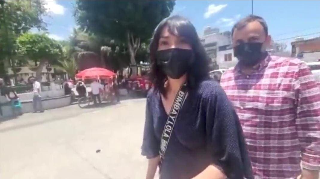 Video: Liz Vilchis y su esposo son captados saltándose la fila para votar en elección de Morena