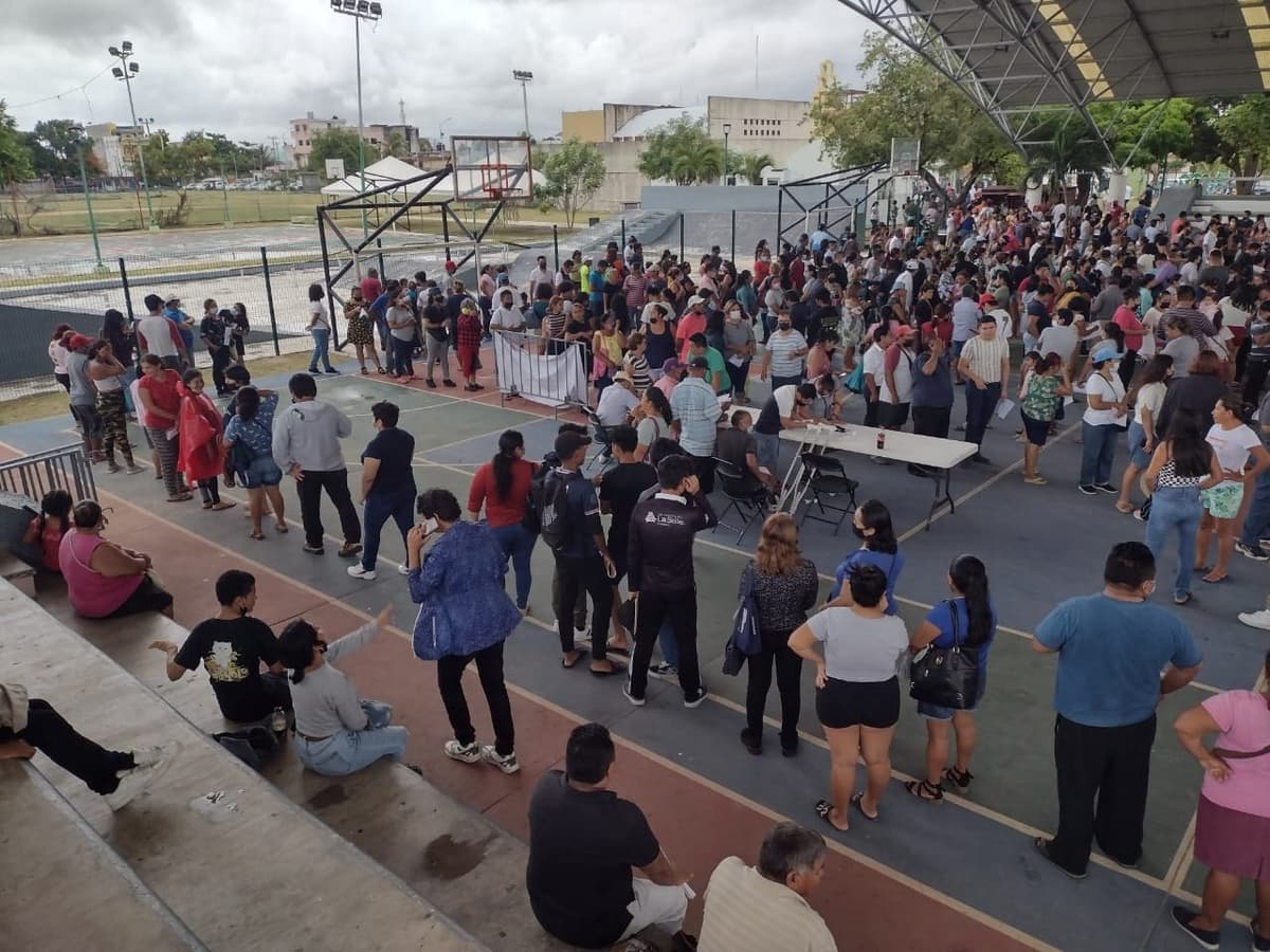 Avanza votación en asambleas de Morena en Cancún, entre acusaciones