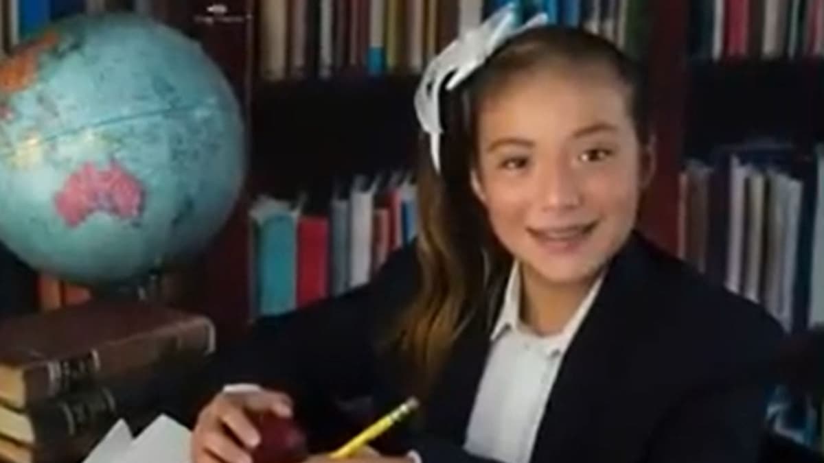 Niña genio entra a la universidad con solo nueve años de edad y estudiará medicina