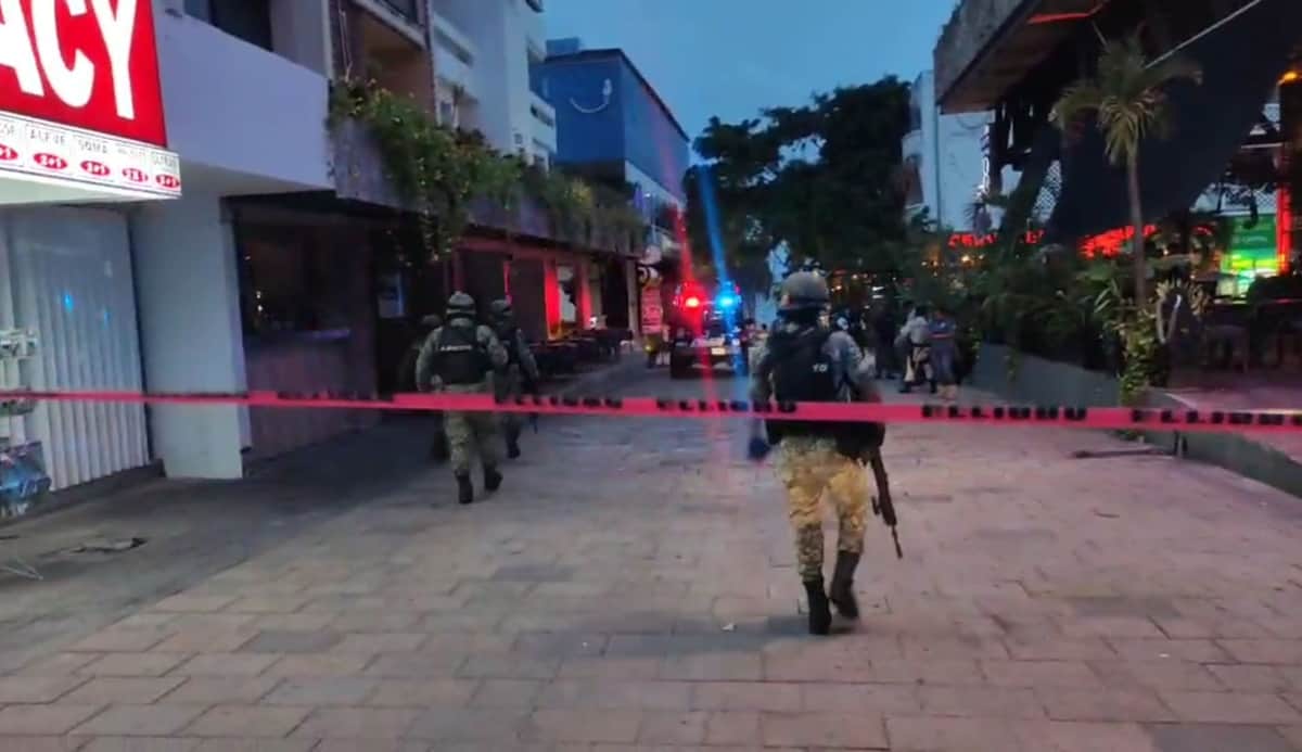 VIDEO: Así fue el tiroteo en la Quinta Avenida de Playa del Carmen que dejó cinco detenidos