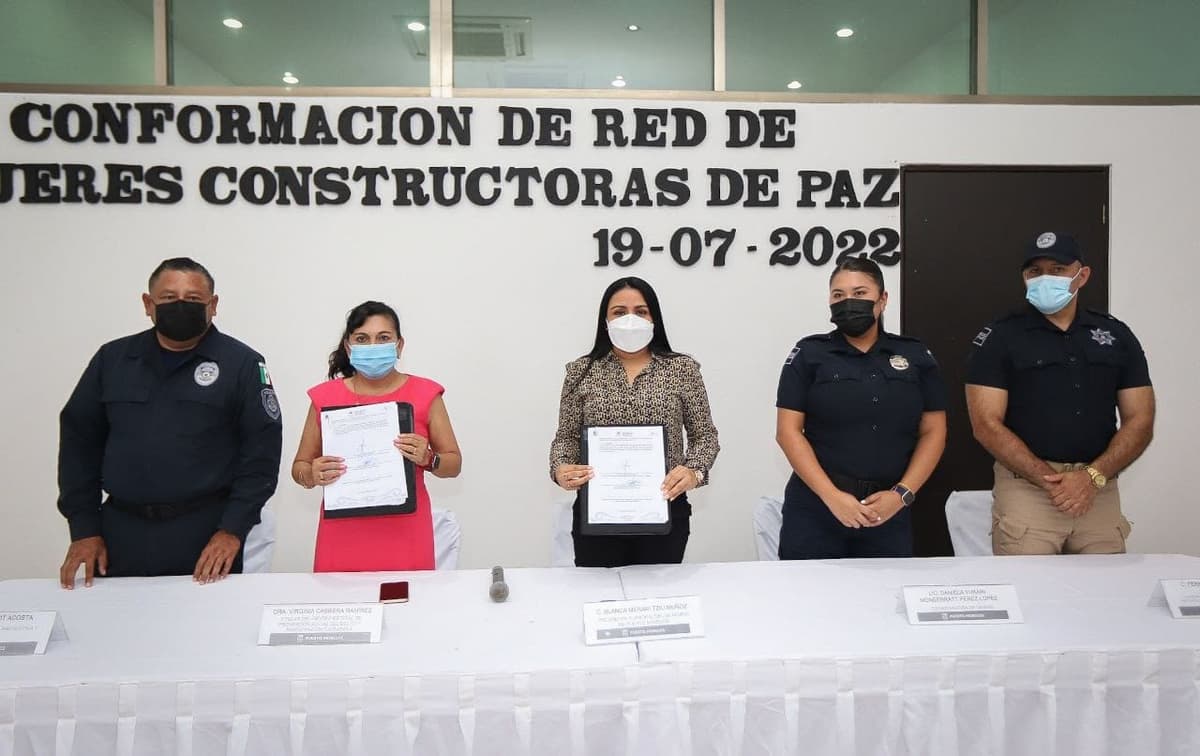 Integran en Puerto Morelos Red de Mujeres Constructoras de Paz