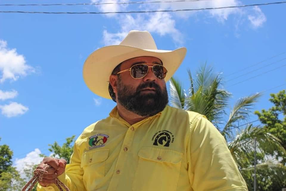 Alcalde yucateco crítica a quienes se quejan por heces y orines en la calle