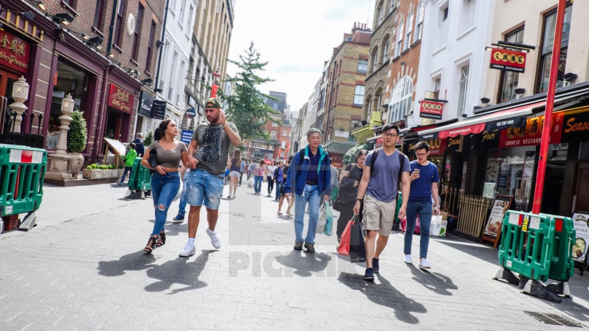 Preocupa calor en Inglaterra; podría poner en riesgo la vida de personas