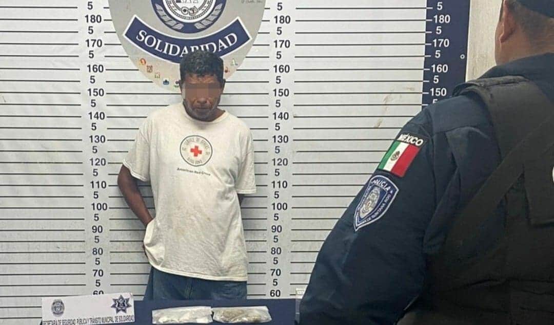 Detienen a sujeto con droga en puesto de inspección en Playa del Carmen