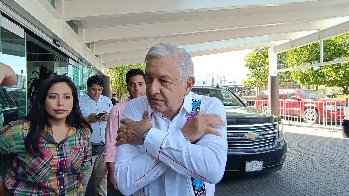 AMLO se despide de su tierra y agua, sigue su gira por el sureste
