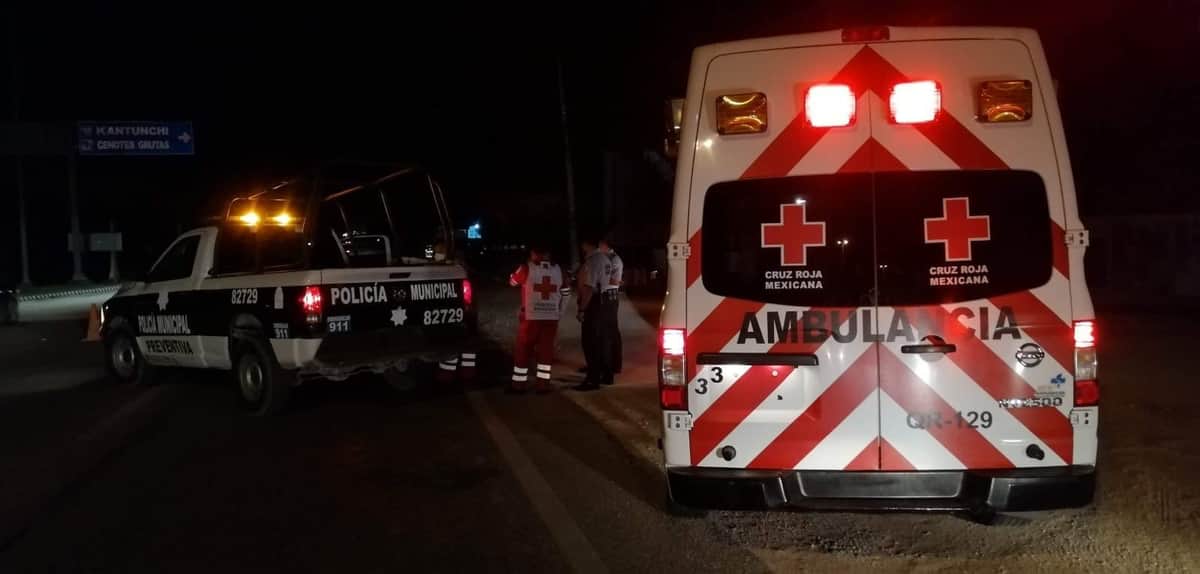 Hallan a taxista aparentemente ejecutado en la carretera Playa del Carmen-Tulum
