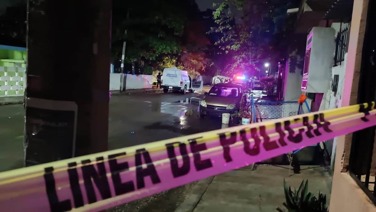 Ejecutan a hombre en las inmediaciones de dos planteles escolares de la Región 96 de Cancún