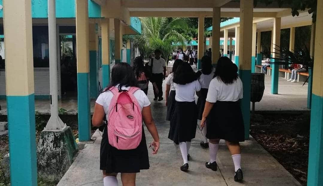 Van siete quejas por cobro de cuotas voluntarias en escuelas de Quintana Roo