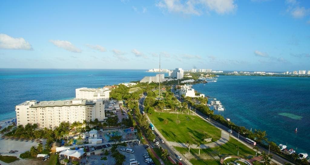 Coneval reconoce que Quintana Roo disminuyó la pobreza laboral y lo ubica como el tercero nacional en lograrlo