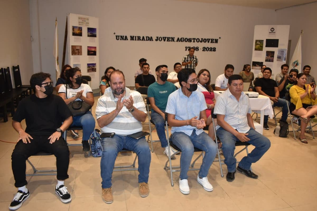 Muestran jóvenes portomorelenses su talento en la fotografía