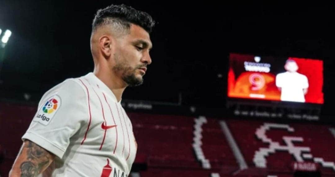 Futbolista Jesús "Tecatito" Corona se fractura y podría perderse Qatar 2022