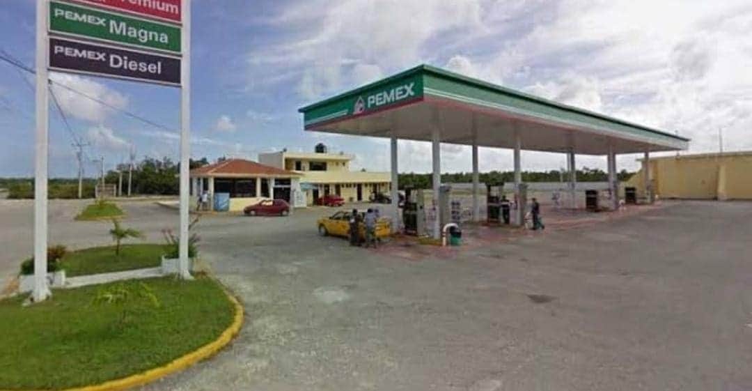 Piden taxistas de Mahahual más gasolineras; la única tiene precios muy altos