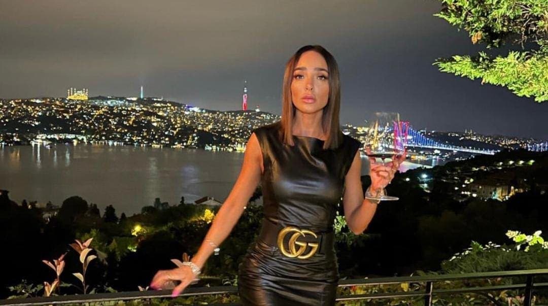 Influencer que apoyó al Verde tramita amparo para no ser citada por Fiscalía