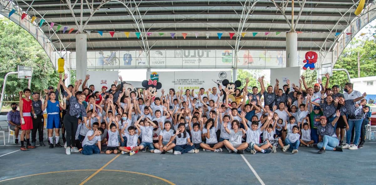Clausuran con éxito curso de verano “Baaxlo’ob Paalalo’ob” en Tulum