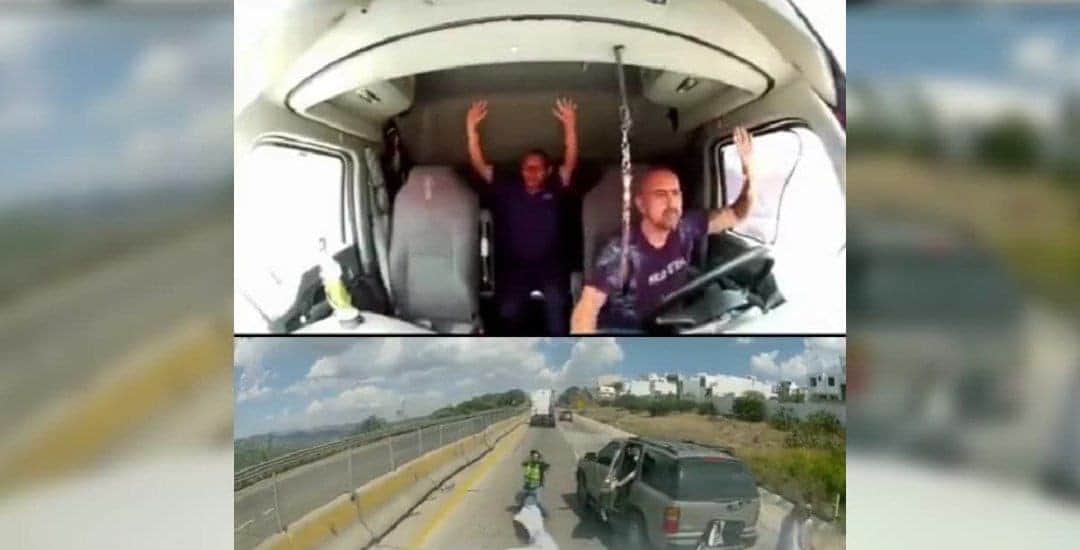 Video: Sujetos armados roban tráiler en la autopista Querétaro-Irapuato