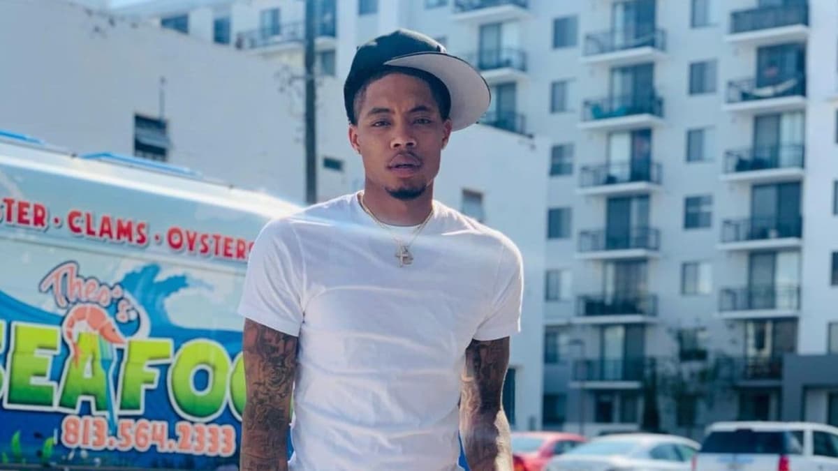 Rapero publica que se encuentra en casa y acuden a asesinarlo