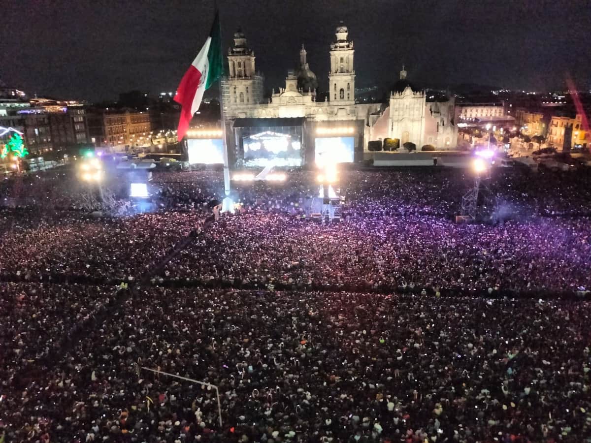 Grupo Firme rompe récord en el Zócalo de la CDMX; asisten 280 mil personas