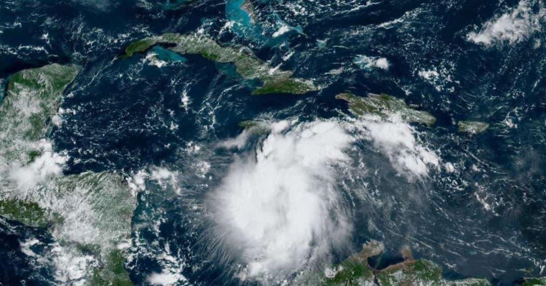 Alistan 11 refugios en Isla Mujeres por Tormenta tropical Ian