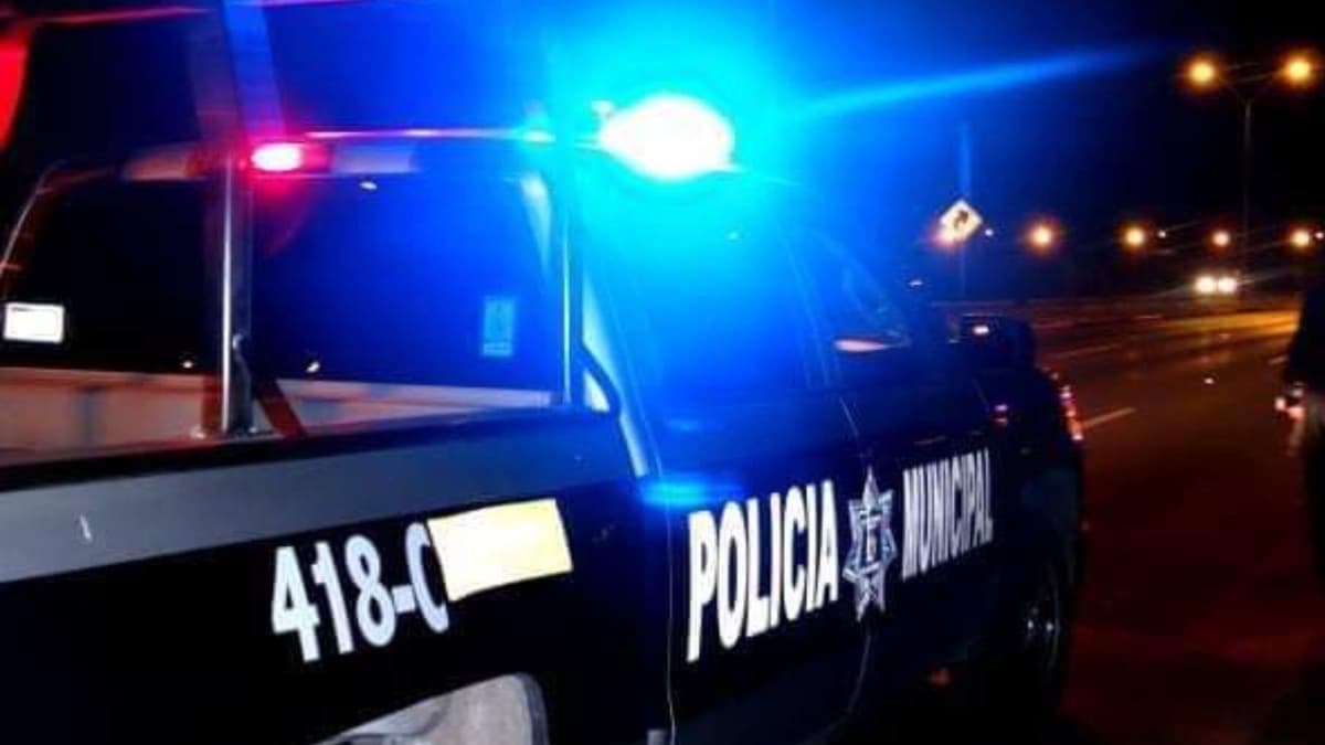 Encuentran cuerpo de taxista 'encajuelado' en su vehículo, en Othón P. Blanco