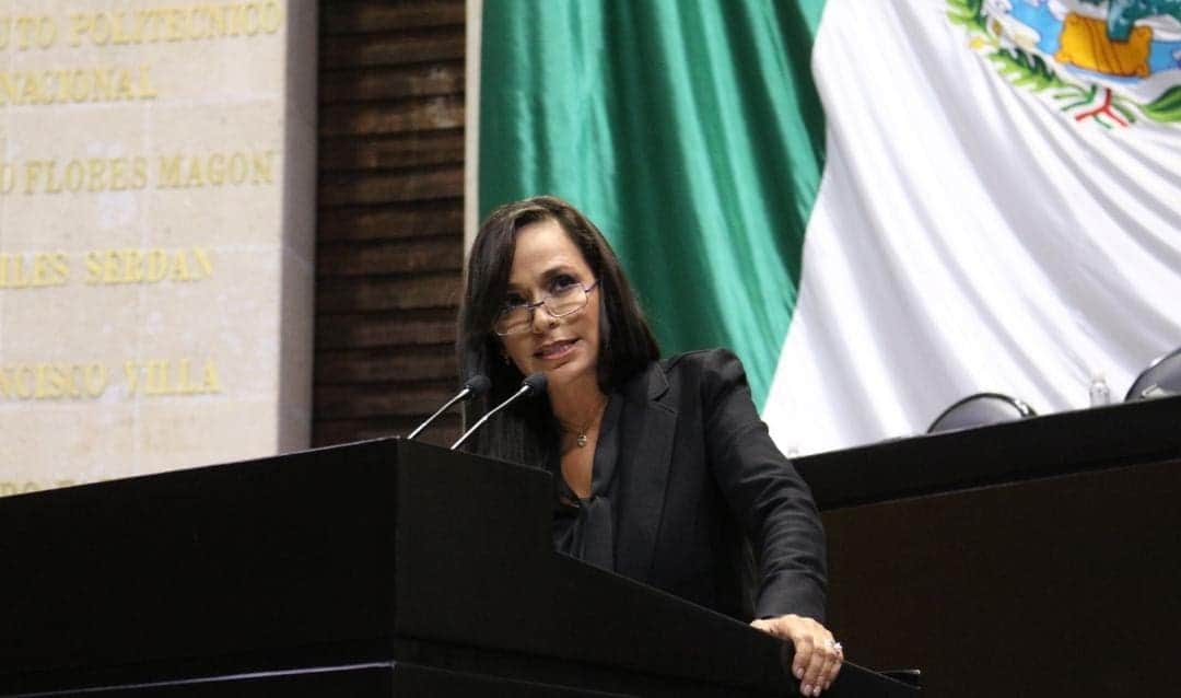 Desecha Teqroo otra queja de Laura Fernández por violencia política contra medios de comunicación