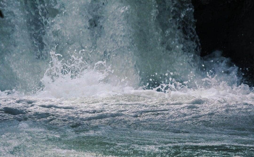 ¡Alerta de Tsunami! Es emitida por Protección Civil tras fuerte sismo de 7.7 grados