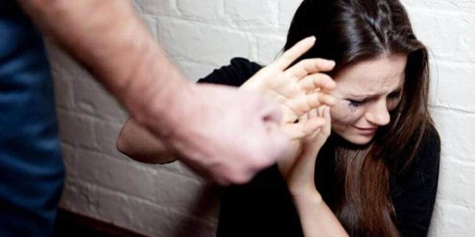 Hombre detenido por intento de feminicidio; "te puedo desaparecer y nadie te va a buscar"