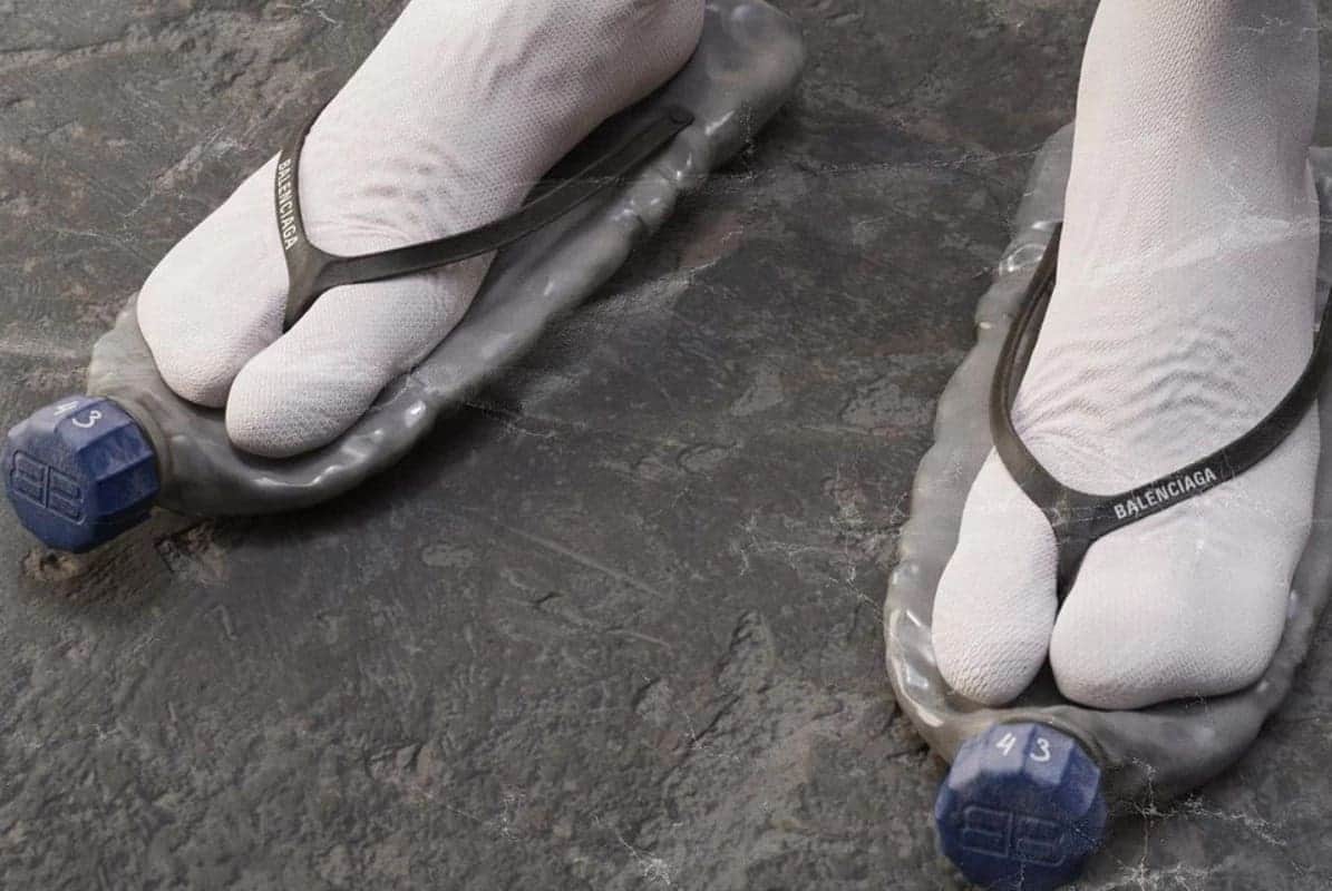 Esto sabemos de las 'polémicas' sandalias de botellas de plástico de Balenciaga