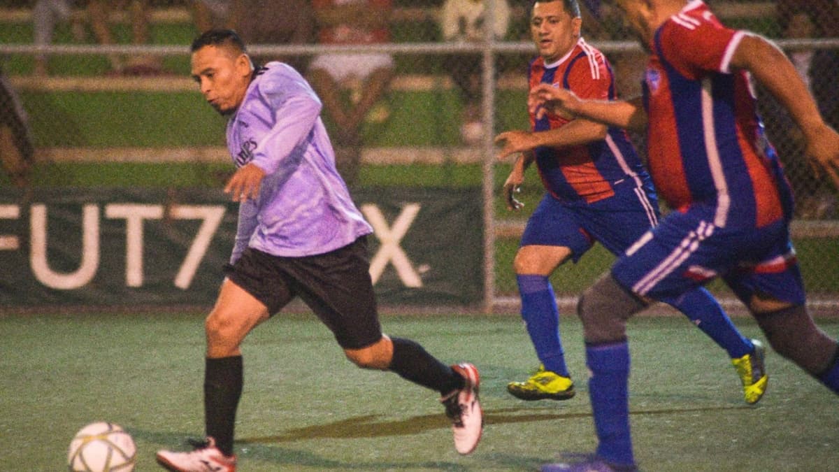 Ponen en marcha la segunda edición del campeonato de fútbol 7 "Puerto Morelos 2022"