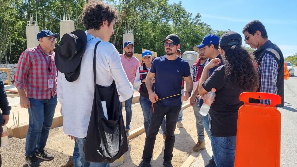 Realiza Román Meyer recorrido en la zona arqueológica del Parque del Jaguar, en Tulum