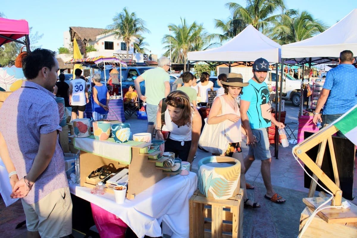 VIVIRÁ PUERTO MORELOS INTENSO FIN DE SEMANA ARTESANAL, GASTRONÓMICO, DEPORTIVO Y CULTURAL