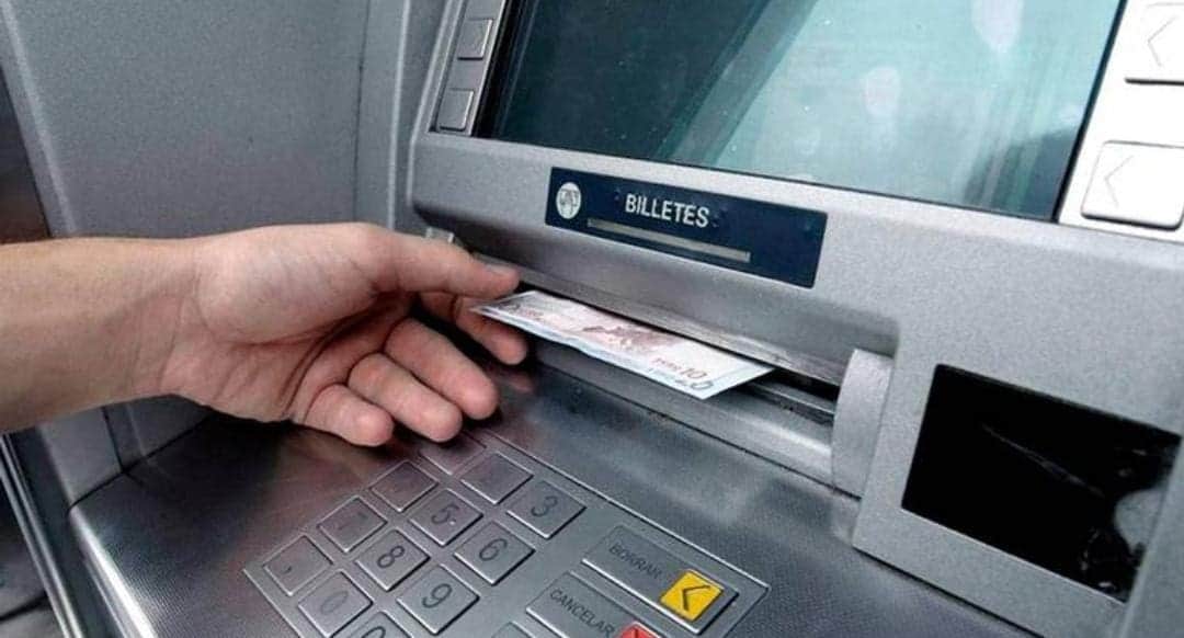 Diputados aprueban que dinero de cuentas inactivas sea para el gobierno