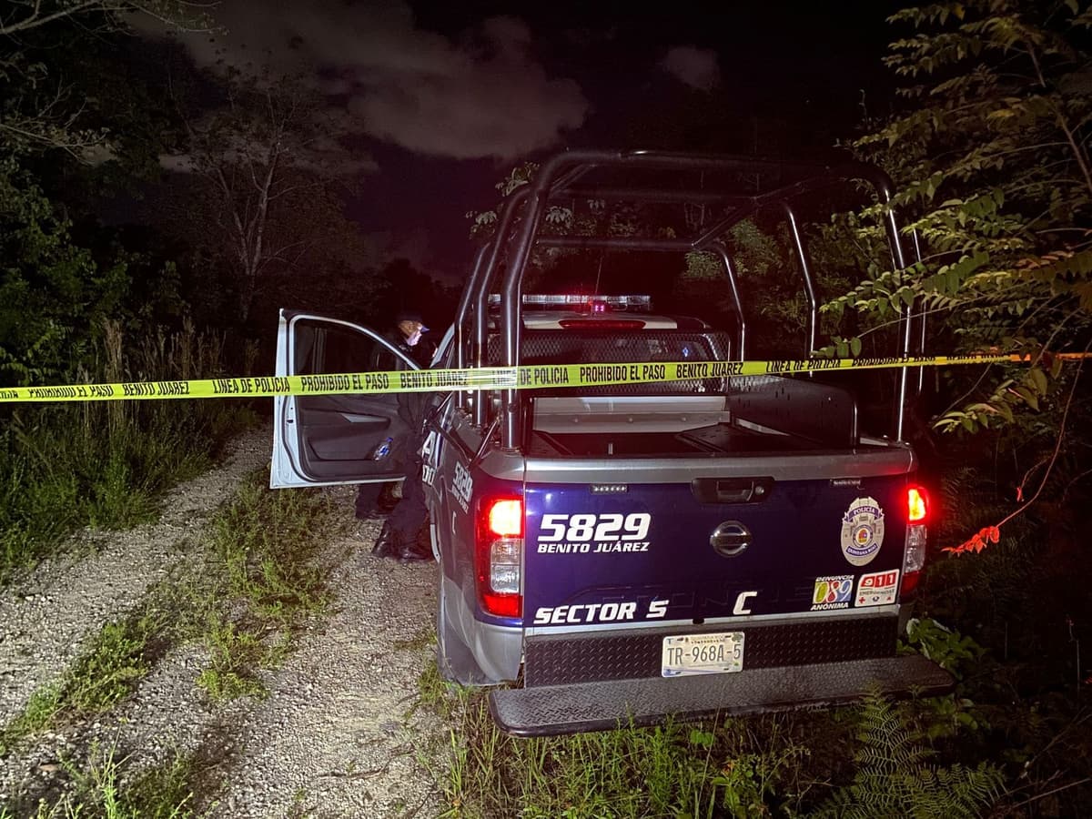 Hallan dos cuerpos maniatados en la entrada a carretera ‘Gas Auto’, en Cancún