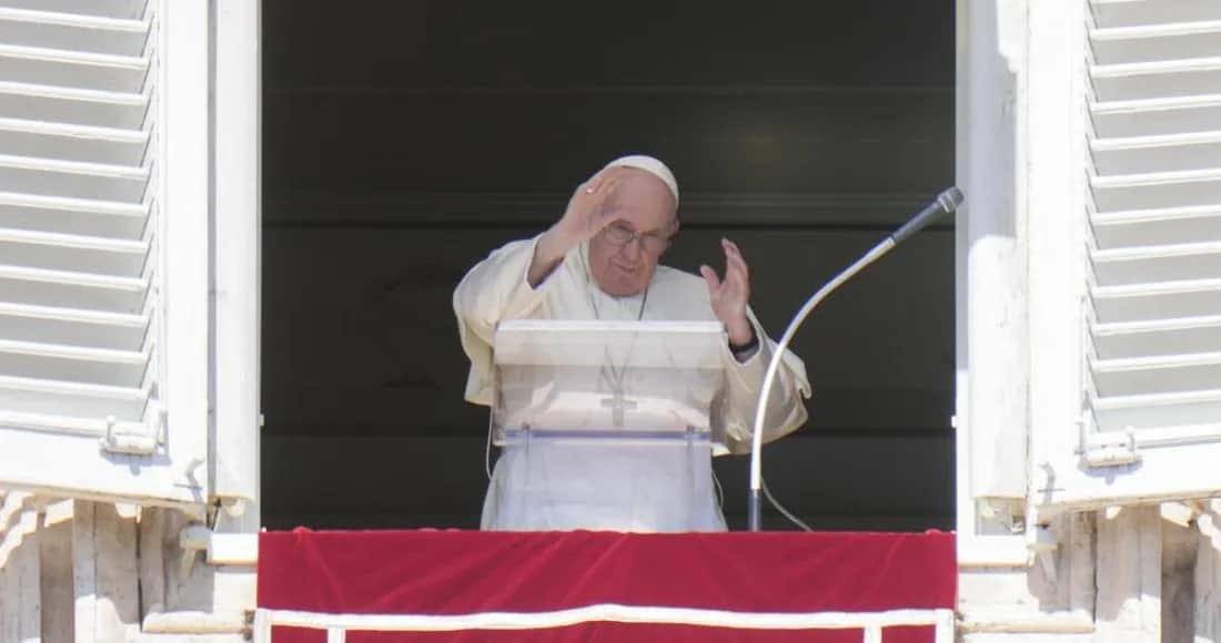 El Papa Francisco pide al presidente de Rusia detener la “espiral de violencia y muerte” en Ucrania