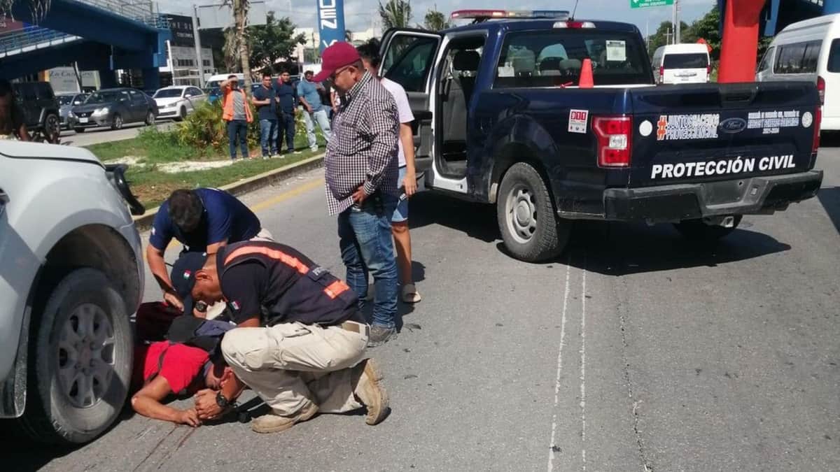 Hombre pierde la vida tras ser arrollado por camioneta en el Bulevar Playa del Carmen