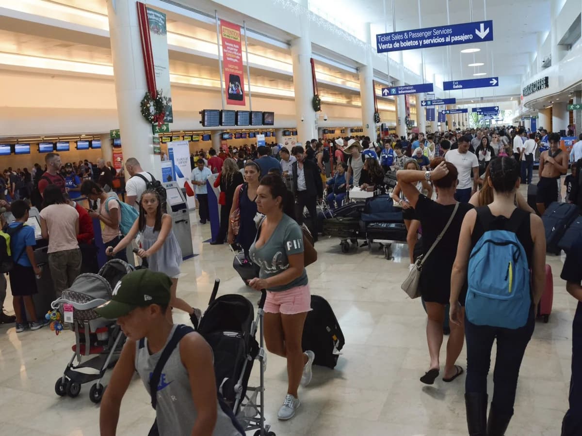 Registra aeropuerto de Cancún cifra récord con 719 operaciones