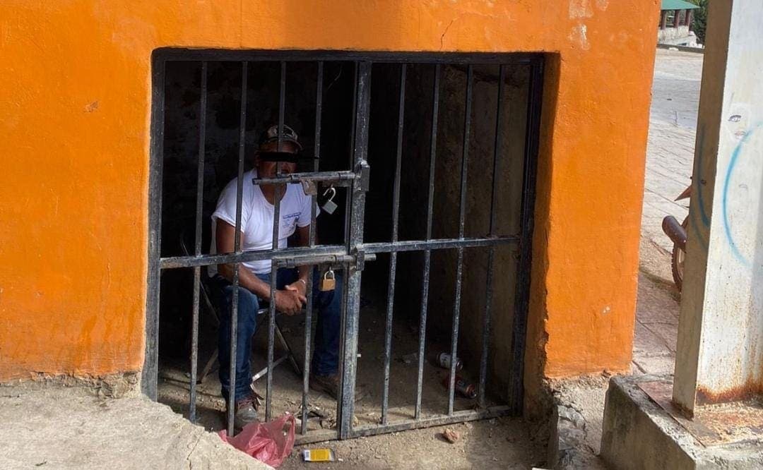 Encarcelan a edil por aceptar que la ciudad de Oaxaca lleve la basura a su municipio