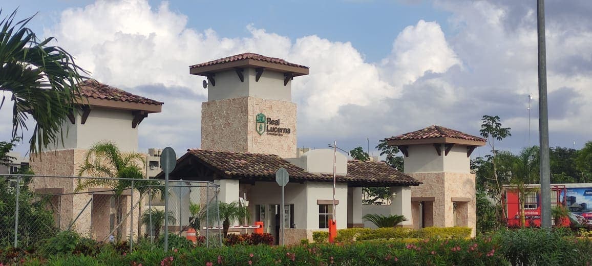 Ladrón mata a mujer a puñaladas en Playa del Carmen