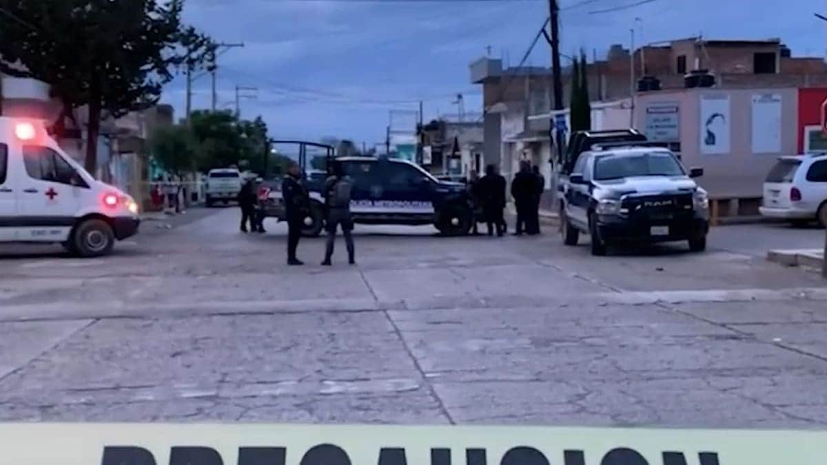 Grupo armado mata a 2 policías en Valparaíso, Zacatecas