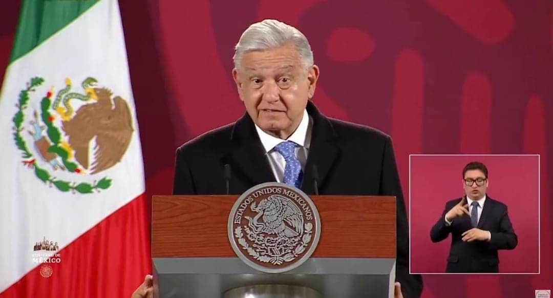 Anuncian AMLO y secretaria del Trabajo aumento de 20% al salario