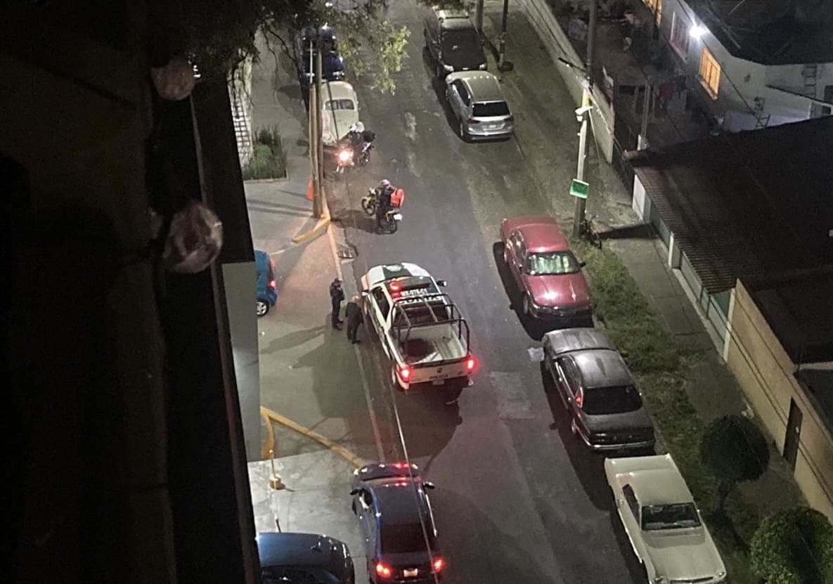Balacera en Be Grand Coyoacán genera pánico entre vecinos.