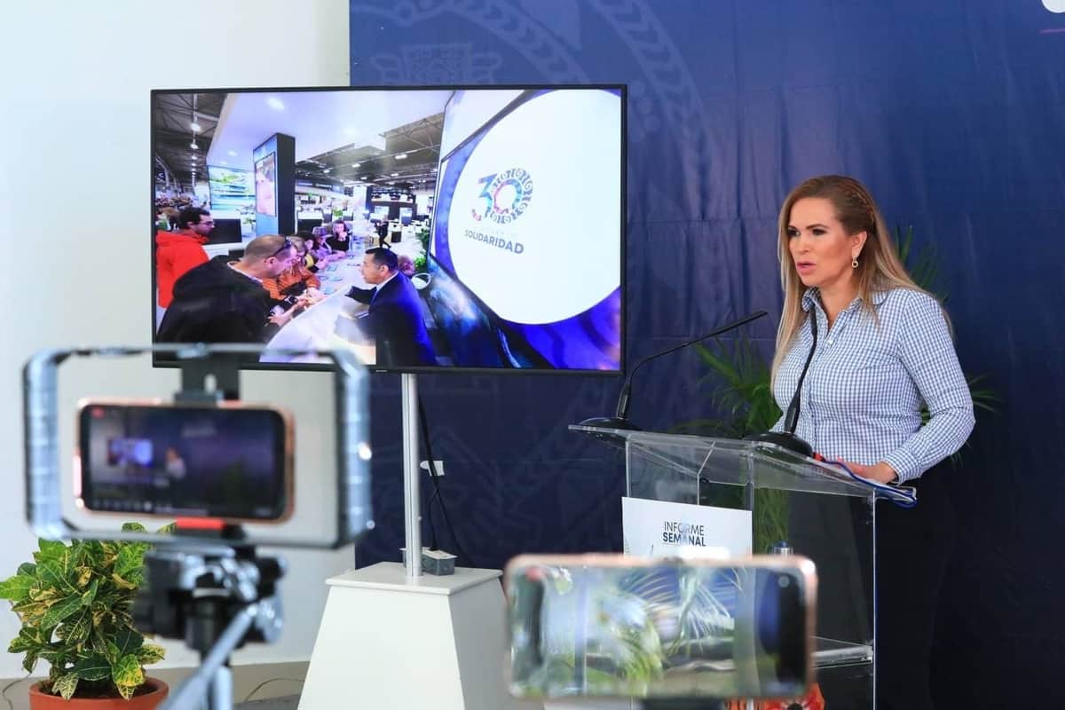 Lili Campos, garantiza que en Solidaridad no habrá afectaciones por conflictos entre taxistas y Uber