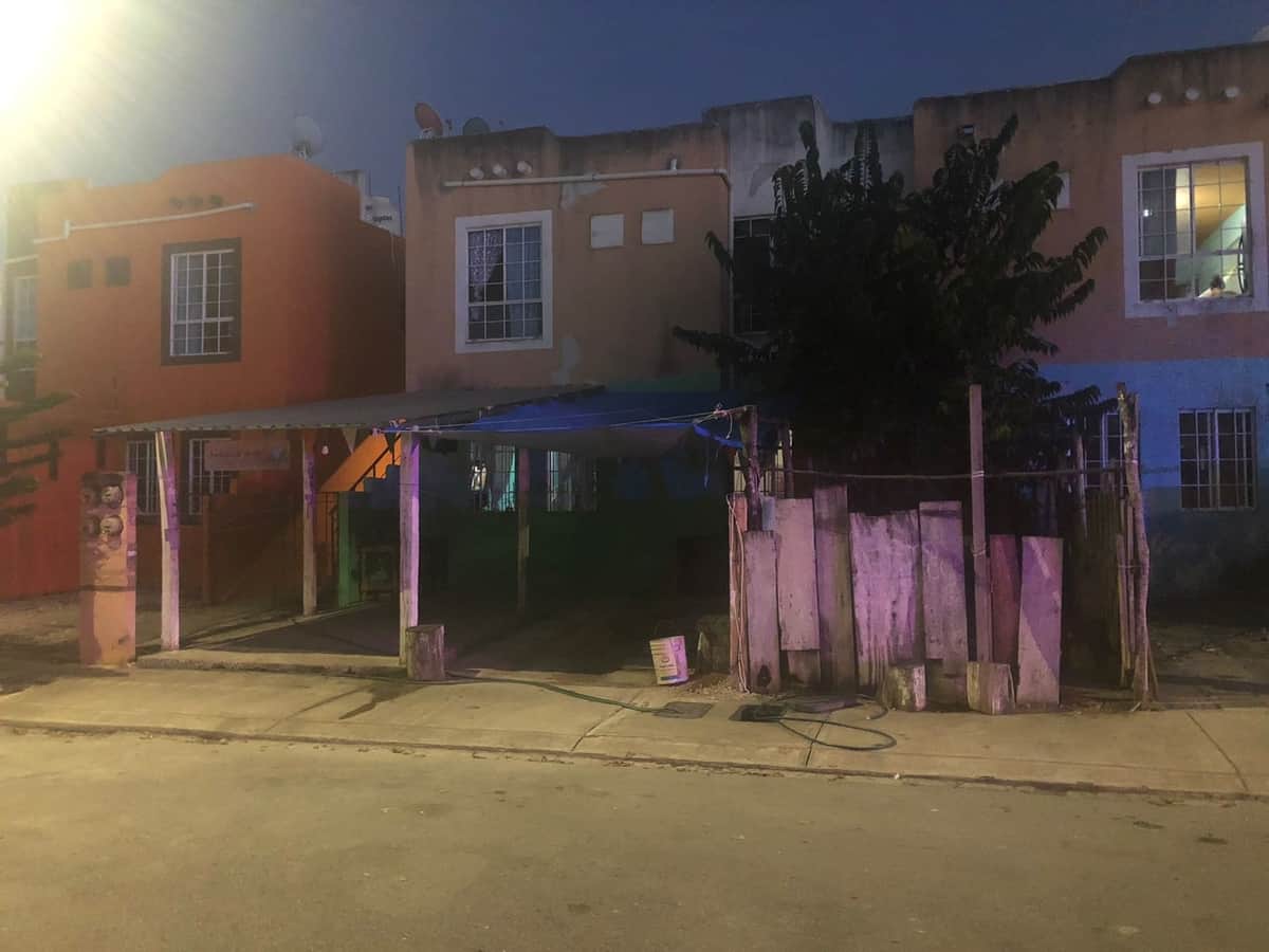 Auxilian a mujer atacada a golpes en Playa del Carmen