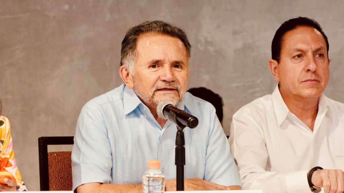 Impulsará José Luis Pech la Ley de Islas en el Senado