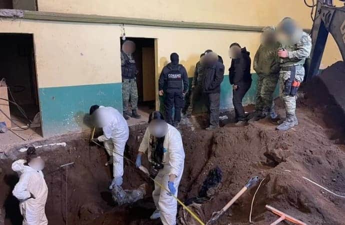 Localizaron varios cuerpos en narcofosa del CJNG y detienen a “El Pozolero” en Edomex