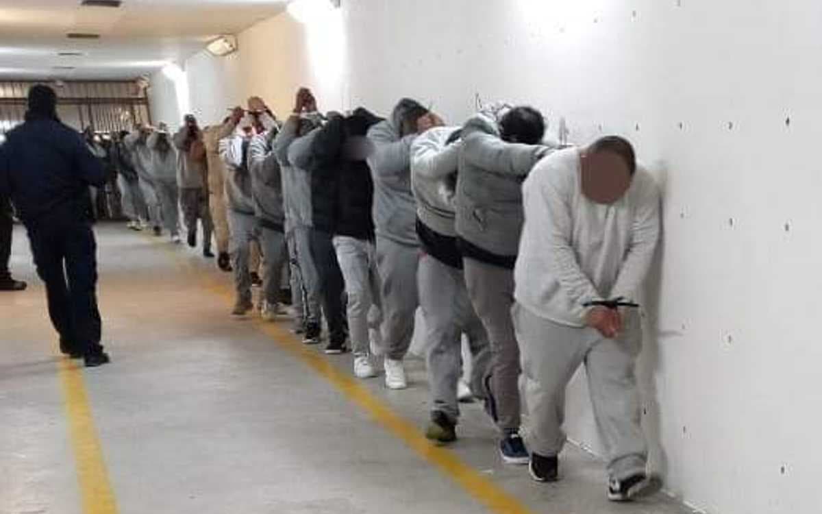 Se lleva a cabo un traslado de 191 reos de Ciudad Juárez a penales federales