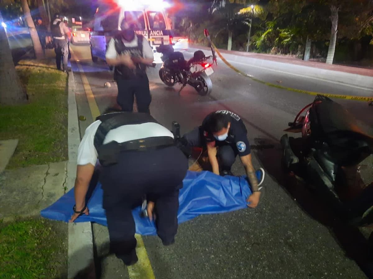 Muere motociclista tras derrapar en el kilómetro 2 de la Zona Hotelera de Cancún