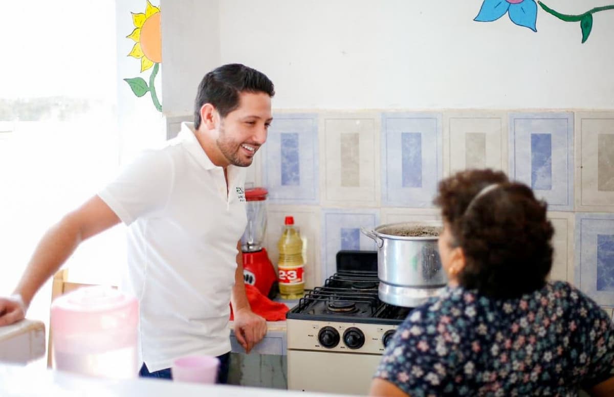 Para apoyar a más cozumeleños es importante hablar sobre la casa de gestión: Renán Sánchez