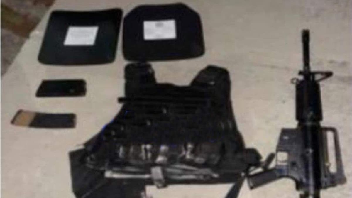 Aseguran armas y equipo táctico, tras presunto enfrentamiento en Bonfil