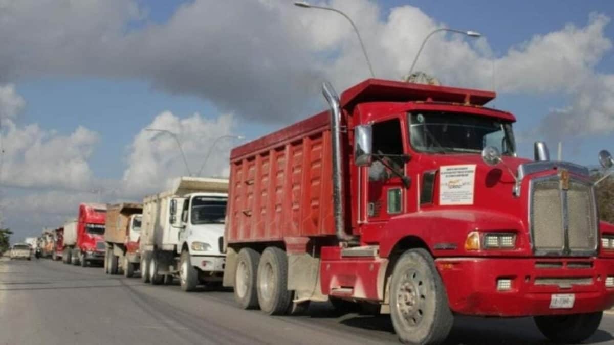 Sindicatos de volqueteros se pelean por obras en Playa del Carmen