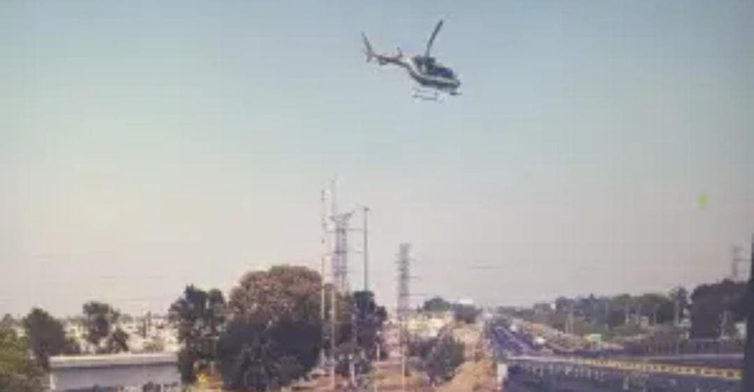 Video: Ladrón quiso escapar arrojándose a las aguas negras; acabó detenido